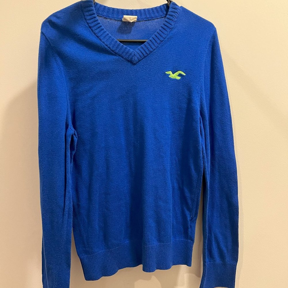 Hollister Long Sleeve V-Neck Sweater Large